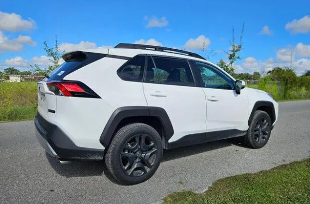 2024 Toyota RAV4 Adventure Full Options
